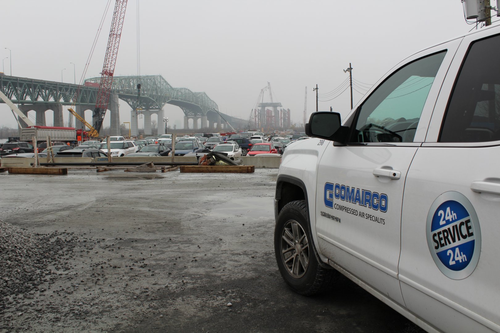 Service Truck Superior Air Compressors a division of Comairco Champlain Bridge