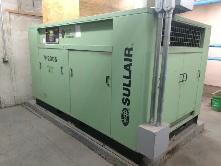 Sullair V200
